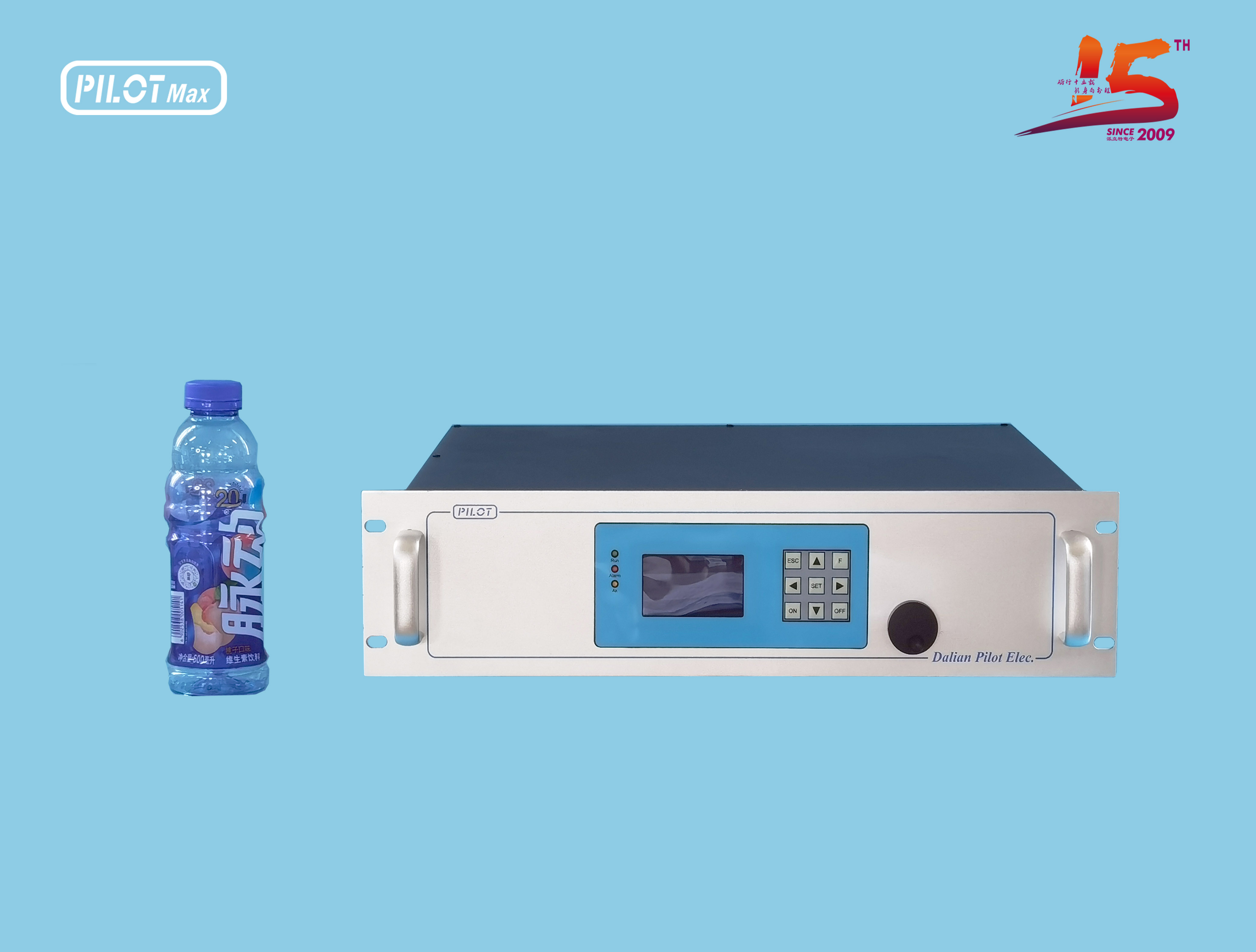 23.6.15 2.5U機(jī)箱正面 拷貝.jpg 23.6.15 2.5U機(jī)箱正面 拷貝.jpg